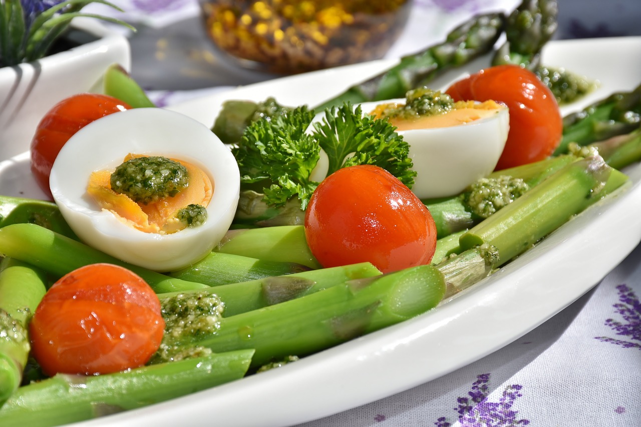 Jak przygotować kreatywne dania z warzyw dla niechętnych jedzeniu dzieci